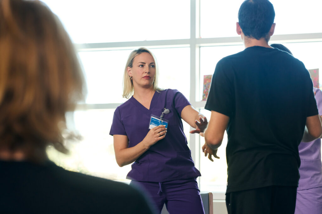 patient attacking a female therapist
